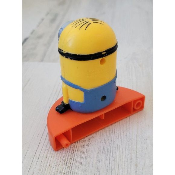 McDonald's Minion Despicable Me 2017 angry sad toy figure - Picture 6 of 9